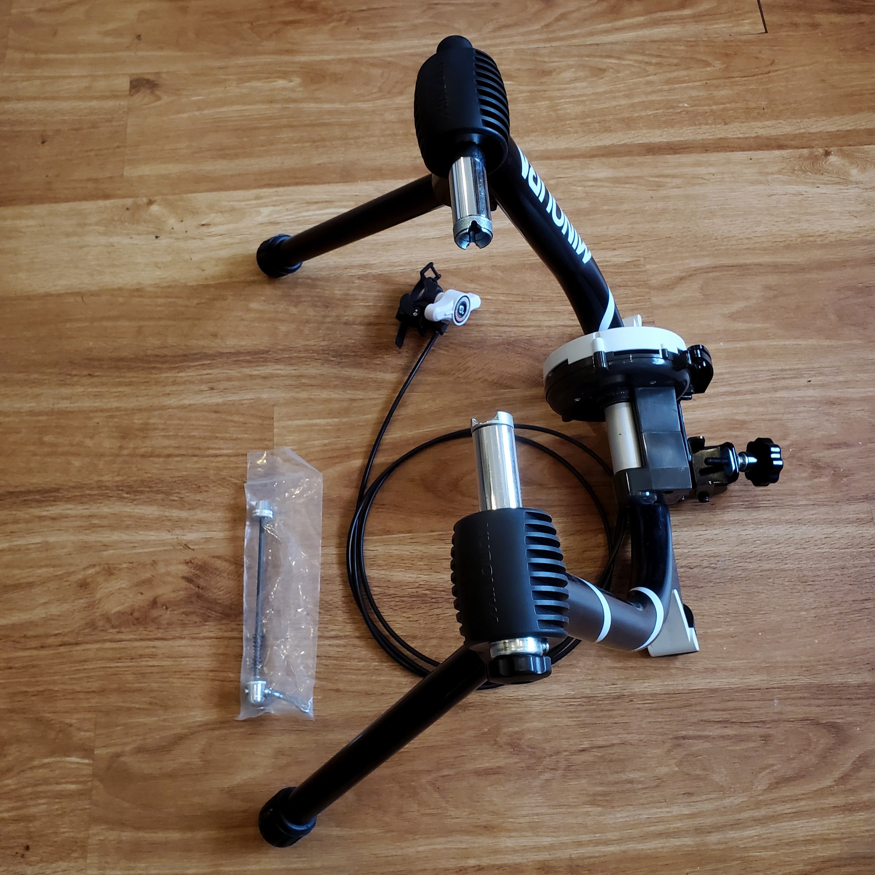 Open Box Minoura Magride-60R Magnetic Trainer w-Remote