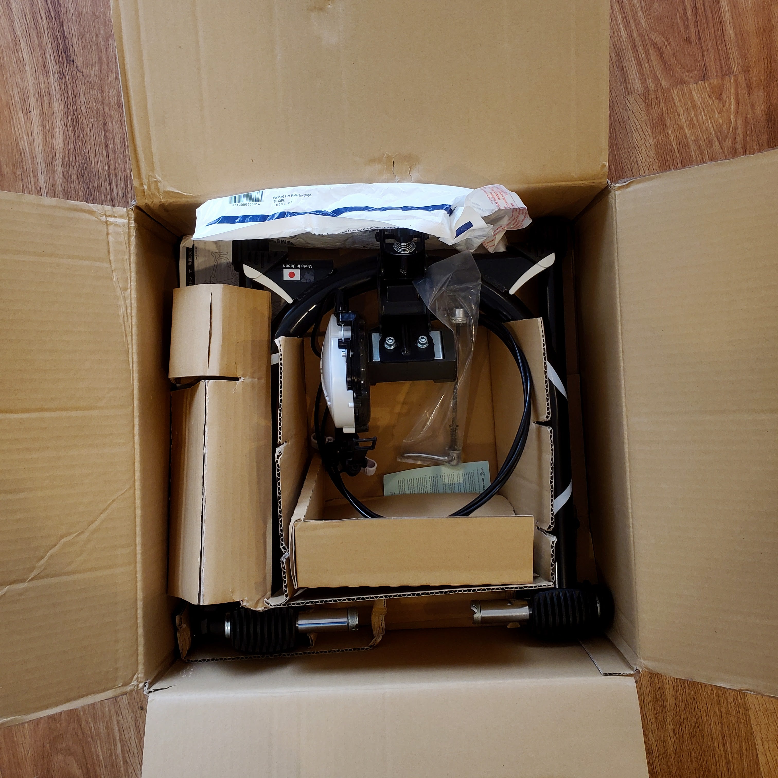 Open Box Minoura Magride-60R Magnetic Trainer w-Remote