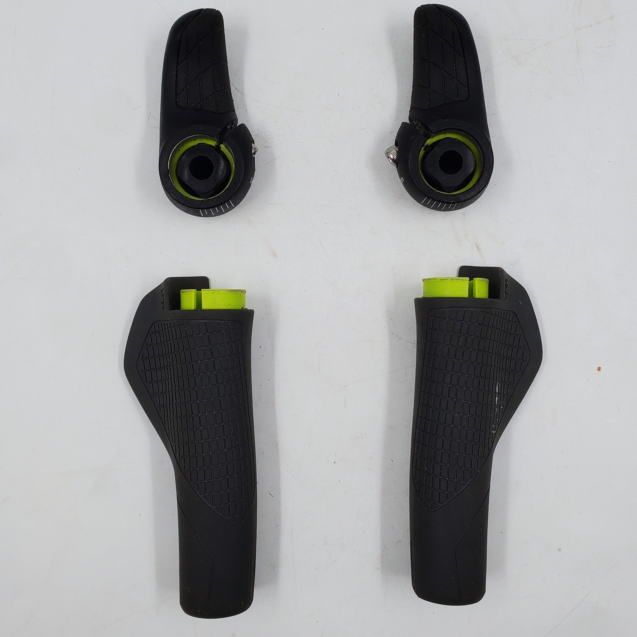 Open Box Ergon GS2 Lock On Grips w/ Bar Ends Small