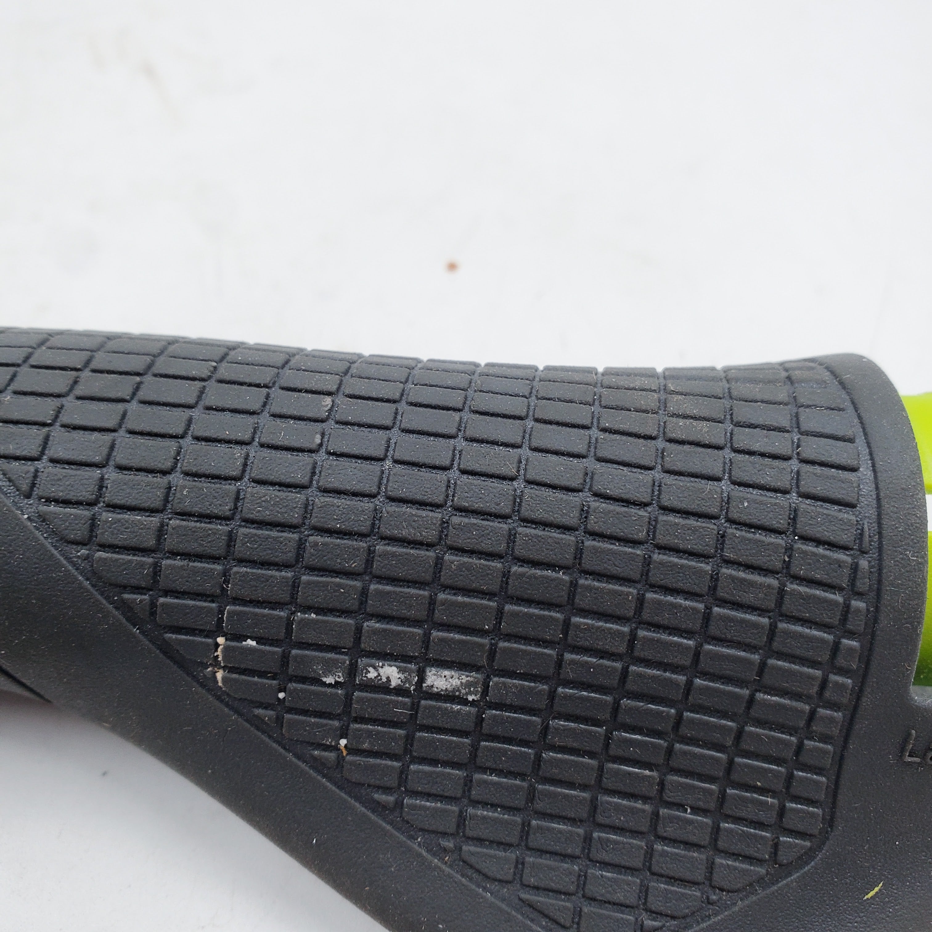 Open Box Ergon GS2 Lock On Grips w/ Bar Ends Small - 0