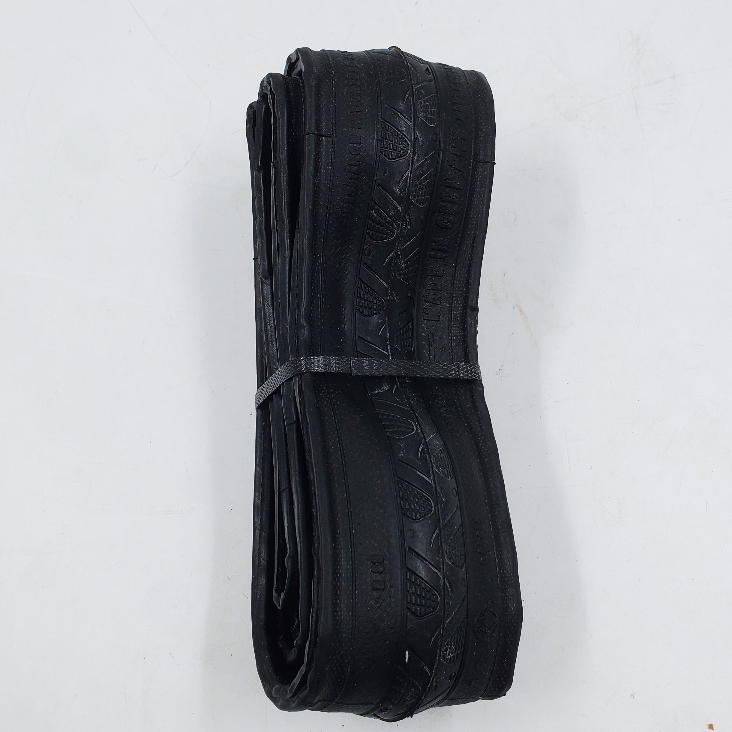 Open Box Continental Grand Prix 4 Season All Weather 700x23 Tire