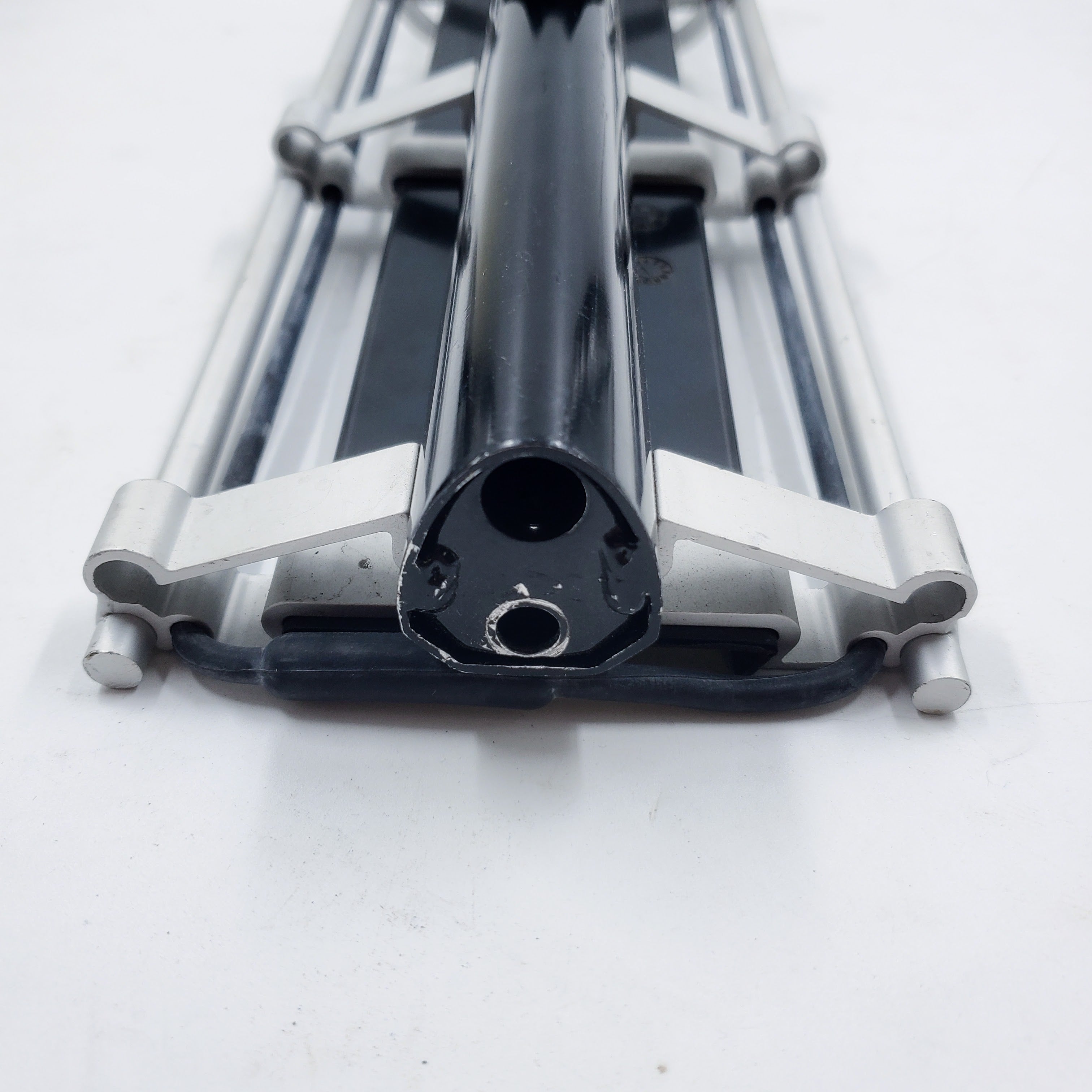Open Box Topeak TA2096V MTX Beam Rack V-Type