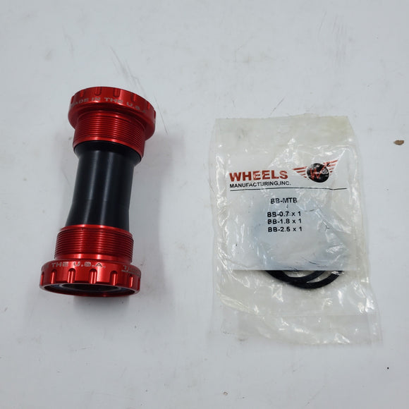 Open Box Wheels Manufacturing Threaded BB-MTB-2 ABEC 3 Bottom Bracket w/Steel Bearings Red