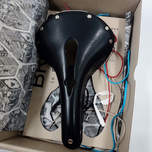 Open Box Brooks B17 CARVED Mens Standard Saddle Black