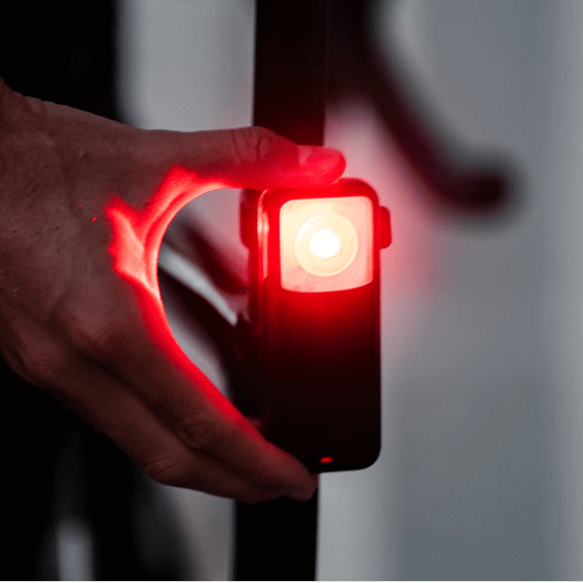 Ravemen NT201 Smart Tail light with Integrable Bike Radar | The