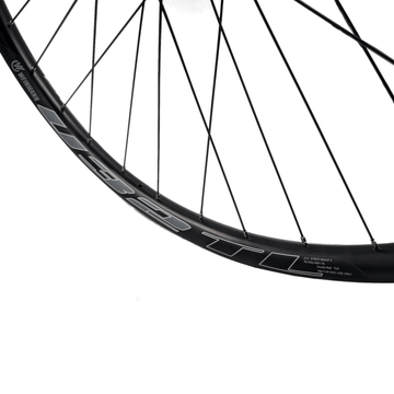 Weinmann U32TL 29-Inch 15x110 Front TA Boost Orgin8 MT-3200.2 Tubeless Disc Wheel Weinmann