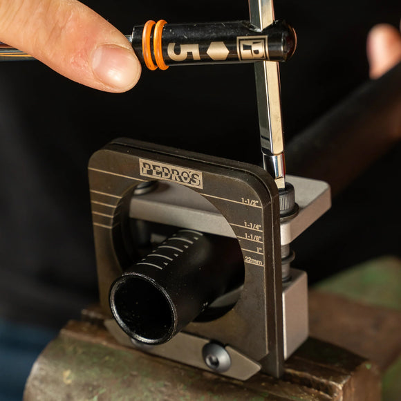 Pedro's Pro Tool Bike Fork Saw Guide - The Bikesmiths