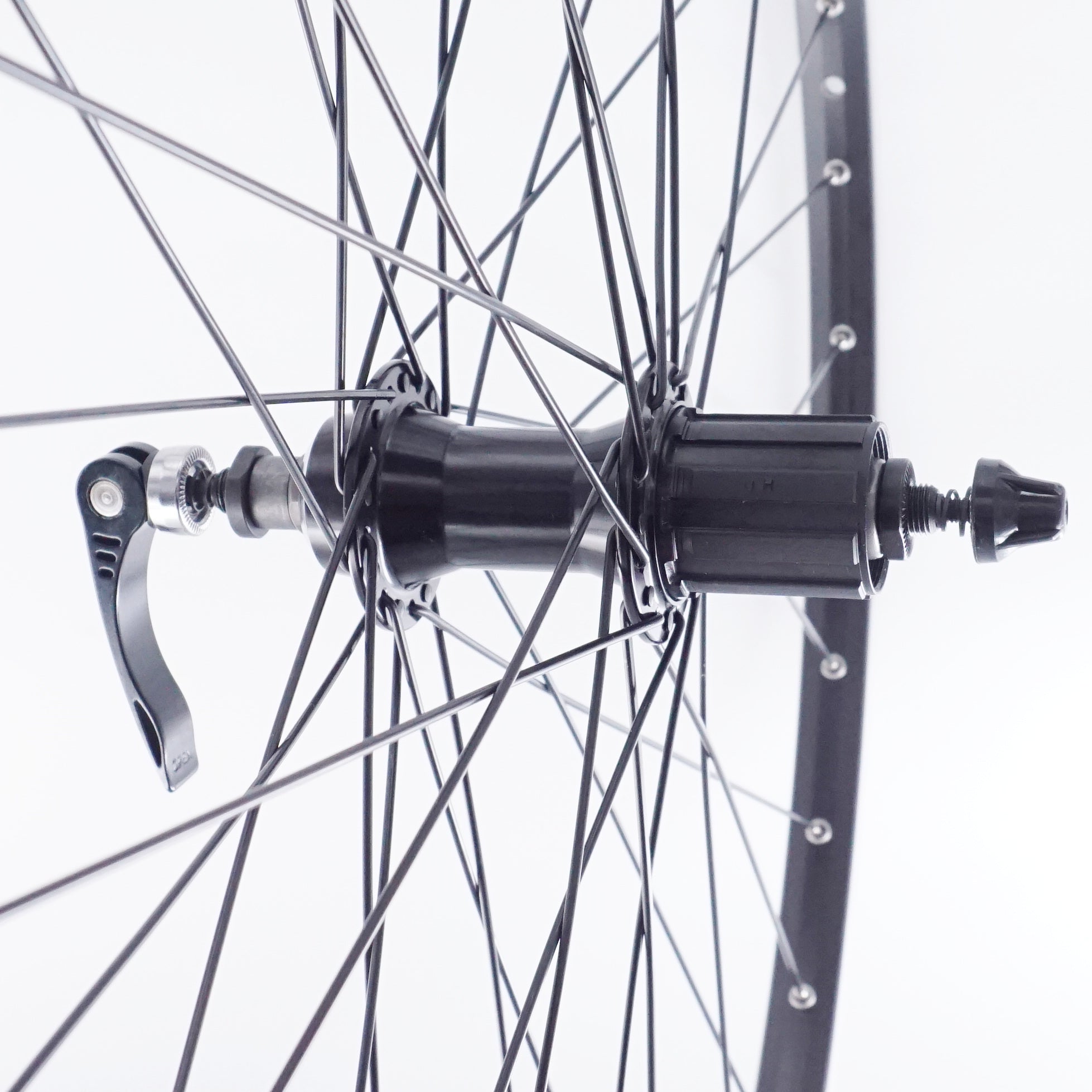 Sun Ringle CR-18 700c Front and Rear Cassette (130mm) Road Bike Black Wheelset - The Bikesmiths