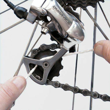 Finish Line Gear Floss 20 Microfiber Rope Cleaner - TheBikesmiths
