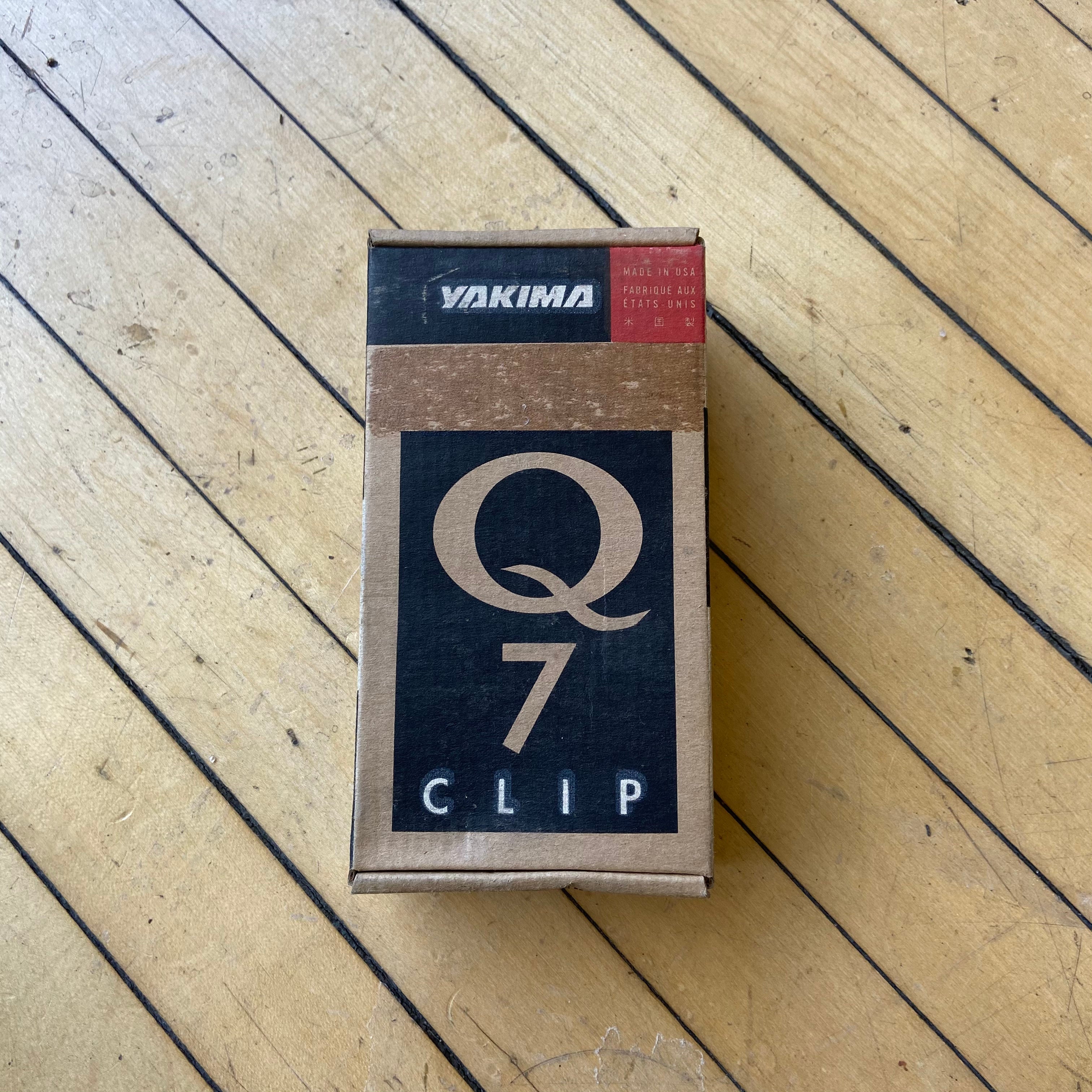 Set of 4 Yakima Q Towers with Q108 Clips + A rubber pads Set of 4 Yakima Q Towers with Q108 Clips + A rubber pads