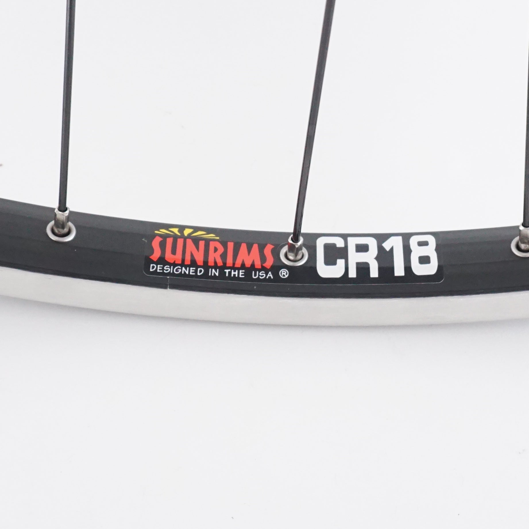ロードバイク　ホイール　700Cクリンチャー　SUNRIMS Sun Ringle CR-18 700c Black Front QR Wheel | The Bikesmiths