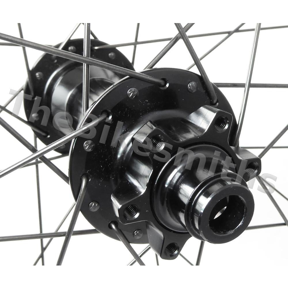 SunRinglé Mulefüt 80 Aluminum Tubeless 26 Rear | The Pro's Closet SunRinglé Mulefüt 80 Aluminum Tubeless 26 Rear | The Pro's Closet